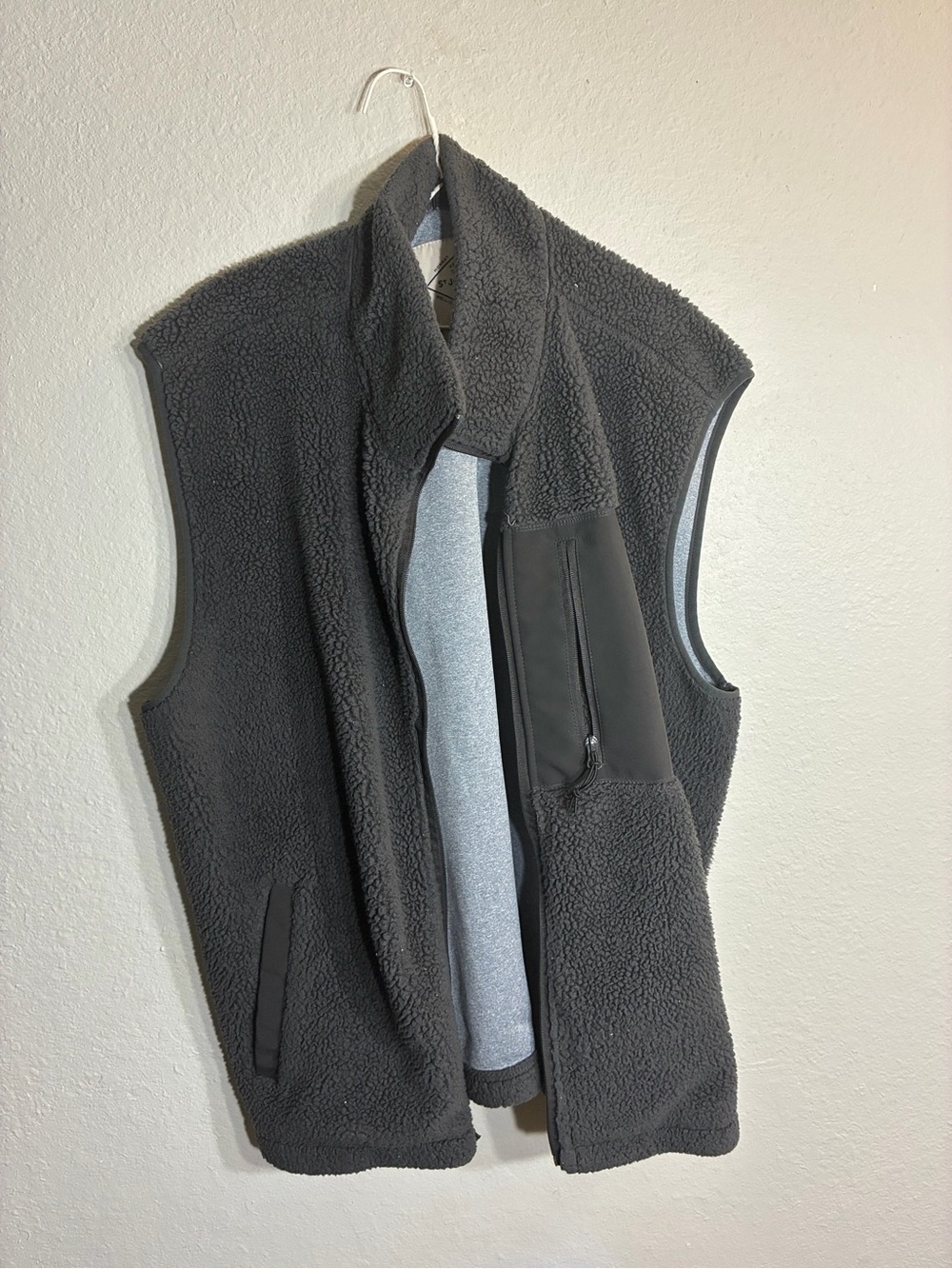 St. John's Bay Dark Gray Sherpa Fleece Vest